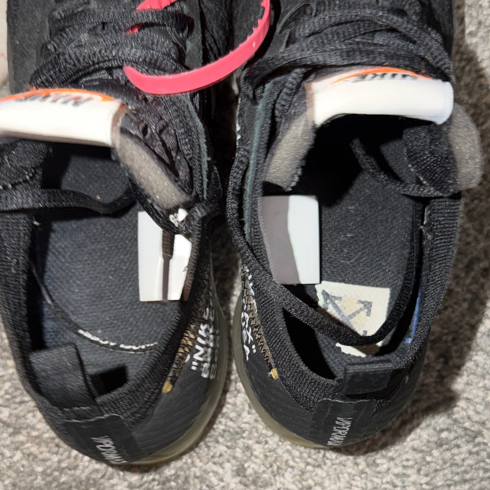 Nike (Off White Zip Tie) Black Sneakers with Orange Logo and Pink Tag - Picture 9 of 12